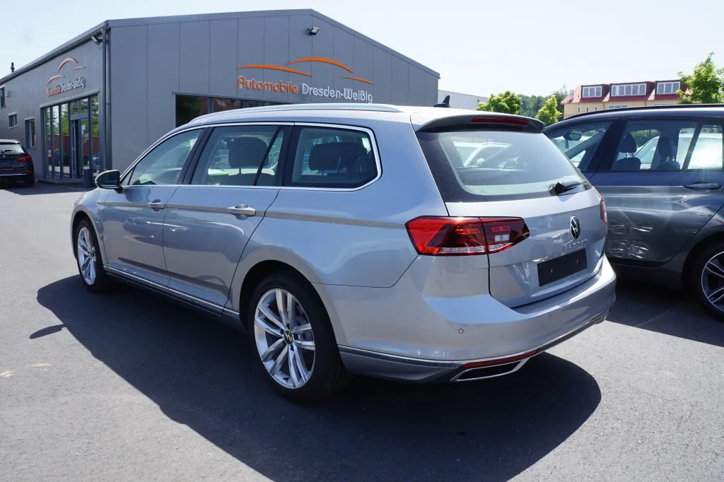 Volkswagen Passat VARIANT 1.5 TSI DSG ELEGANCE FACELIFT*NAVI PRO Image 5